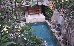 Ngetis Home Stay